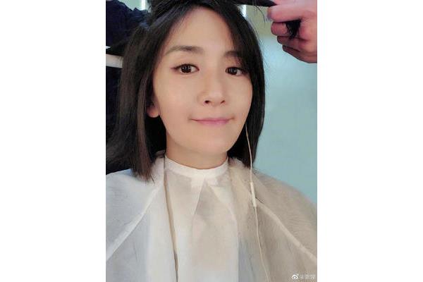 剪短发的故事