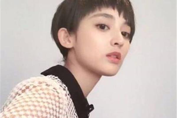 剪短发的故事