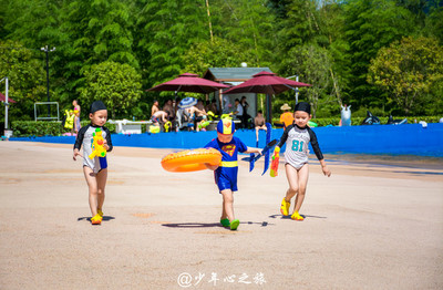 形容小孩学走路的句子