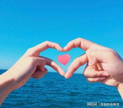 形容两个人相爱的句子