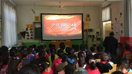 适合给小学生看的电影