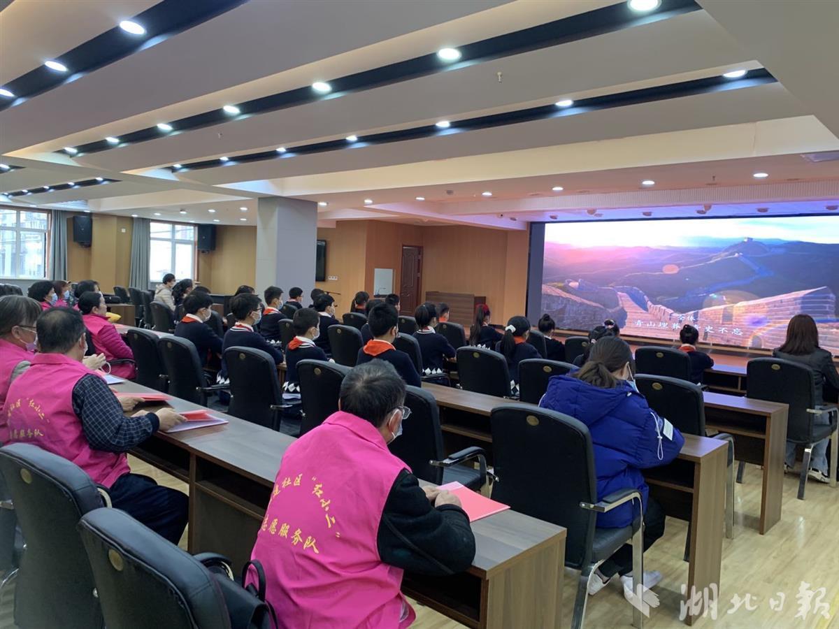 夏明翰英勇就义的故事