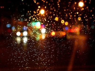 关于下暴雨的句子