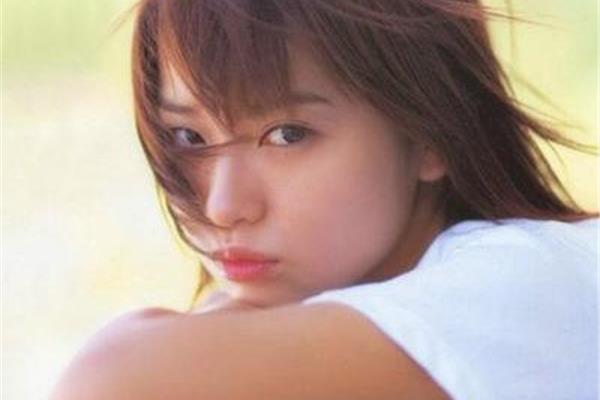 赞美女孩漂亮的句子