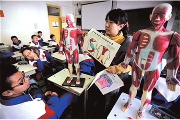 性故事校园