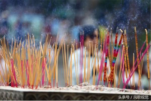 烧香拜佛祈福的句子